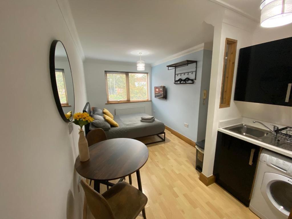 Studio Apartment In Norwich City Centre Apt 4A ภายนอก รูปภาพ